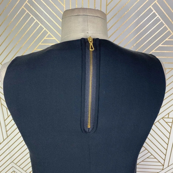 VINCE 100% Silk Sleeveless Shift Dress in Black LBD Exposed‎ Zip Back Size US 2 - Picture 7 of 12
